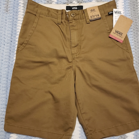 Brand new boys shorts - Picture 2 of 6